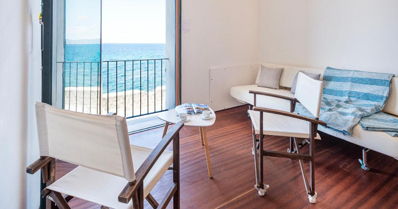 Welcomely - Cavour 47 Apartment Alghero Ngoại thất bức ảnh