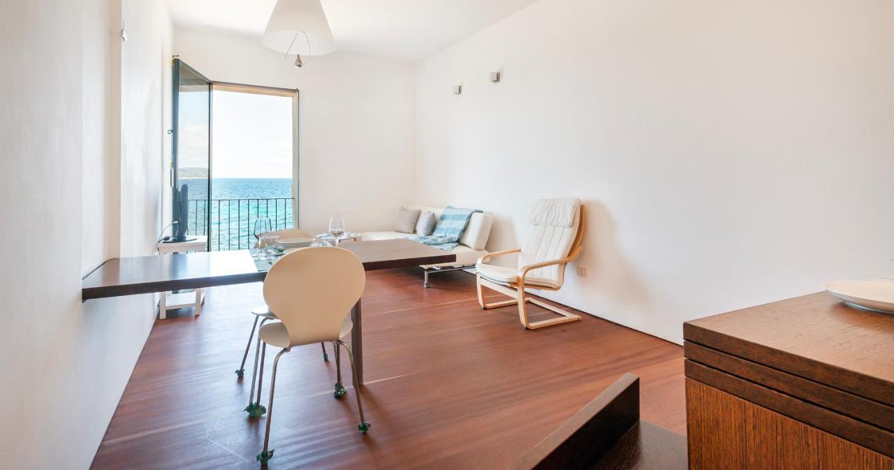 Welcomely - Cavour 47 Apartment Alghero Ngoại thất bức ảnh